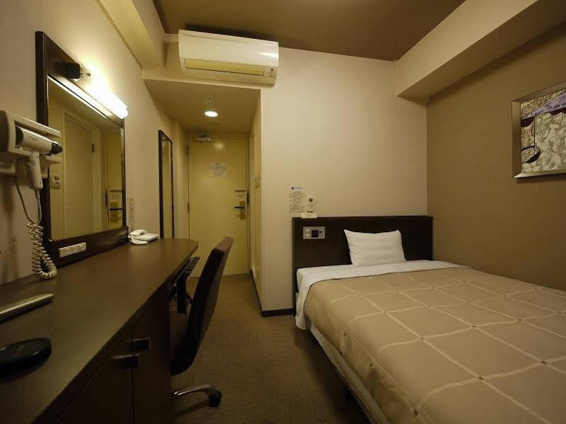 Hotel Route-Inn Ashikaga Ekimae Kültér fotó